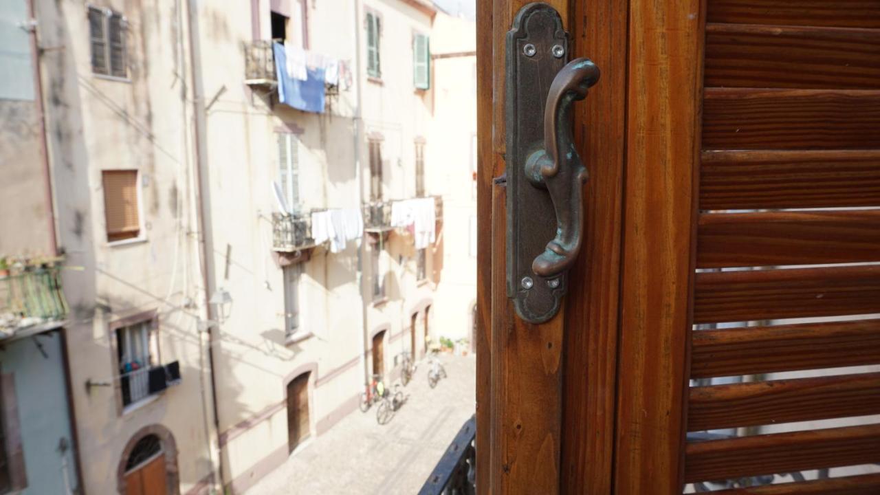 La Corte di Santa Croce Bosa Esterno foto